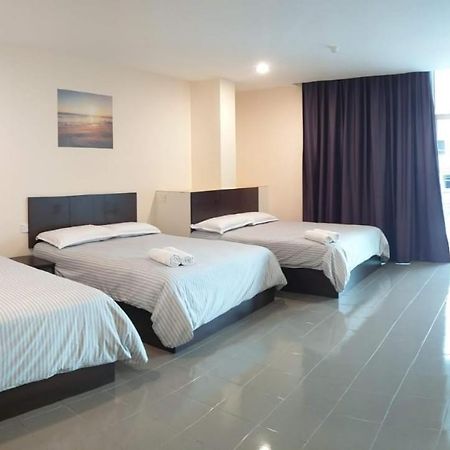 Hotel Pangkor Sj Pekan Pangkor Exteriör bild