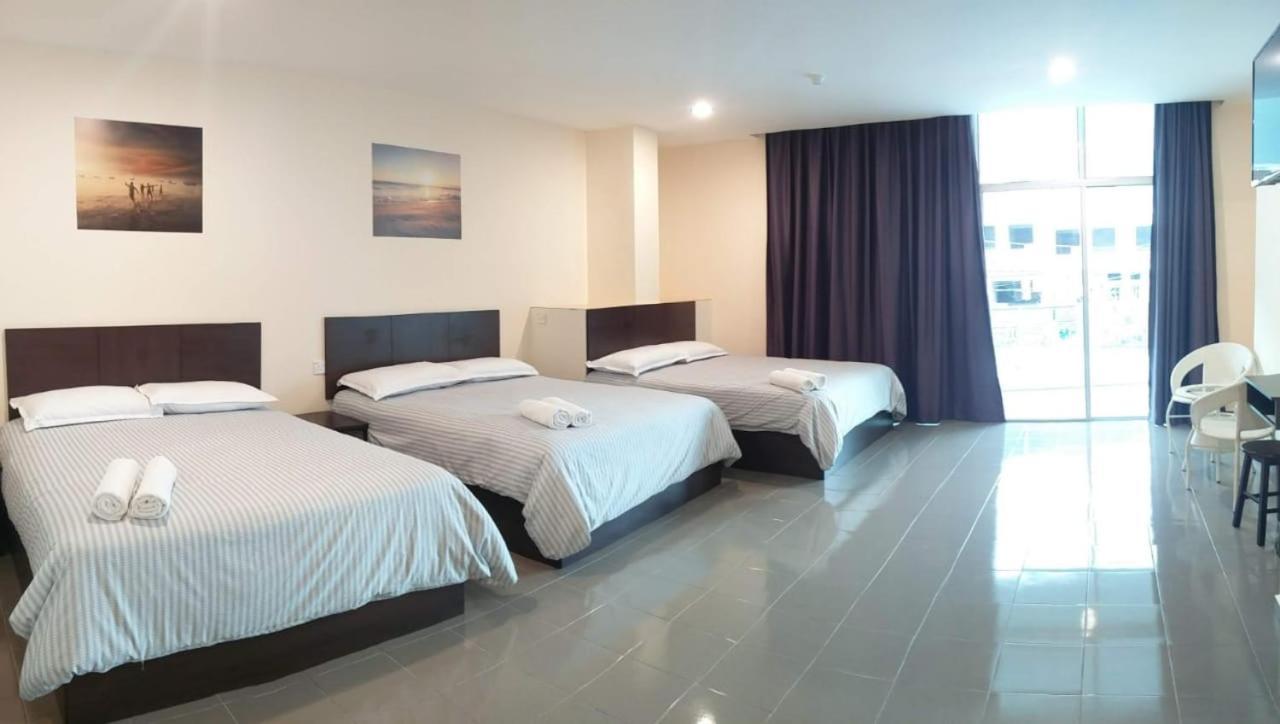 Hotel Pangkor Sj Pekan Pangkor Exteriör bild
