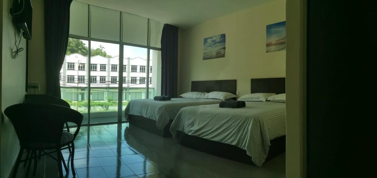 Hotel Pangkor Sj Pekan Pangkor Exteriör bild
