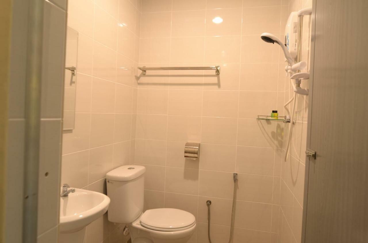Hotel Pangkor Sj Pekan Pangkor Exteriör bild