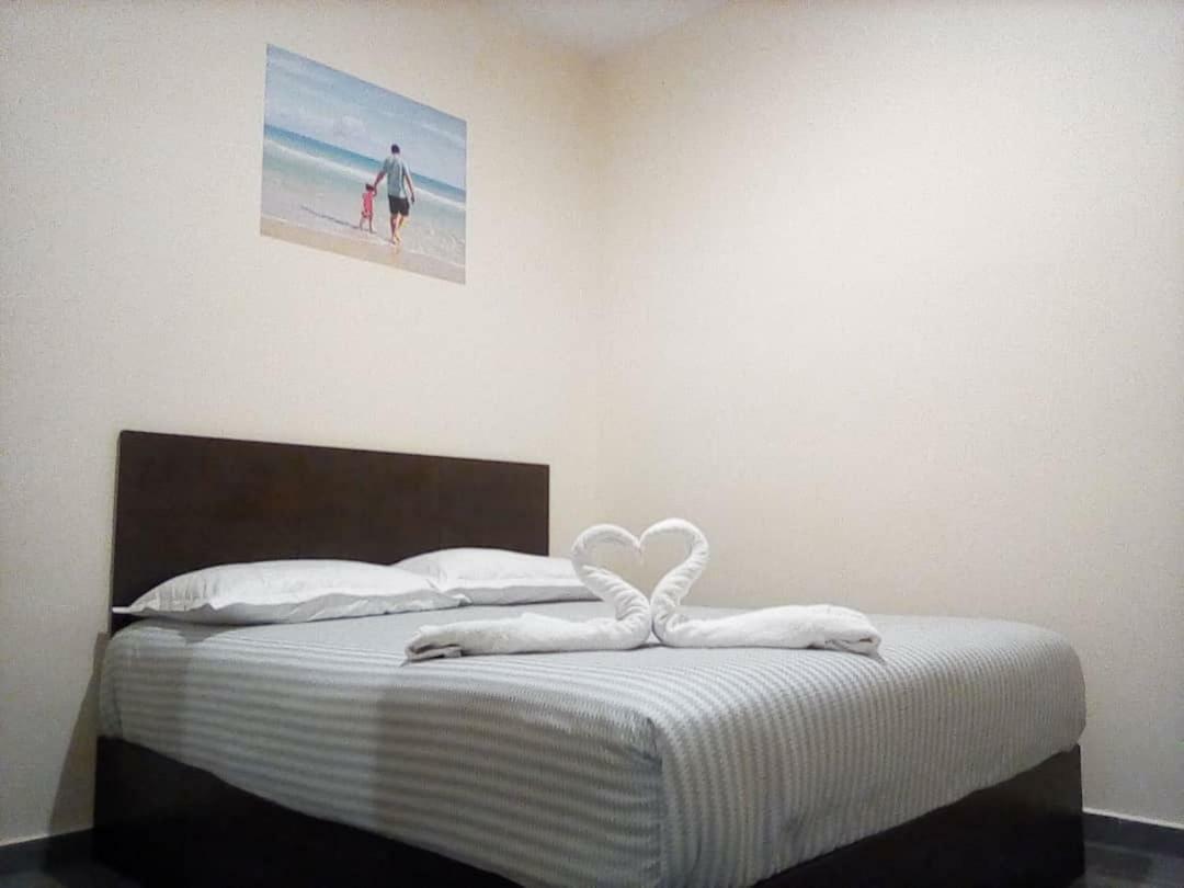 Hotel Pangkor Sj Pekan Pangkor Exteriör bild